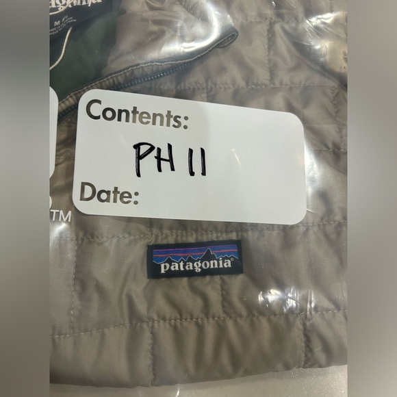 Patagonia Men's Medium Nano Puff Insulated Vest Seabird Grey NWT Puffer - Picture 8 of 8